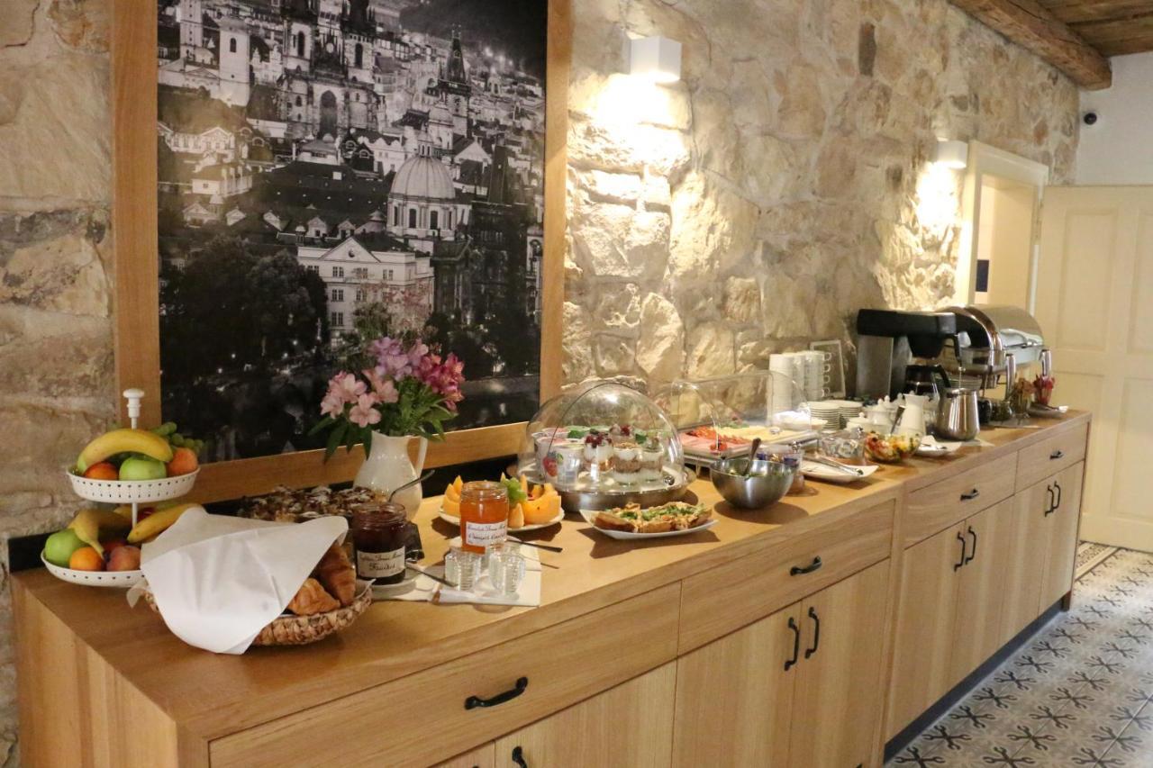 Hotel At The Green Grape Prague Exterior photo